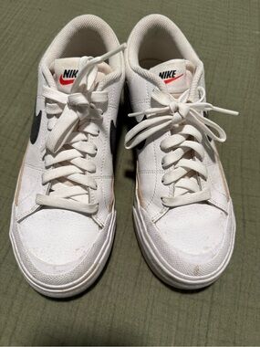 Nike Court Legacy Lift Women 7.5